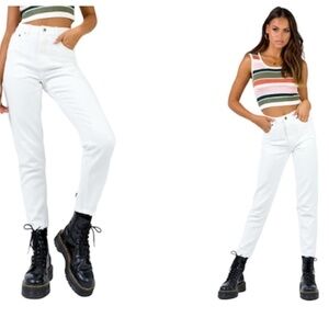 Princess Polly white raw hem cropped skinny jeans 2